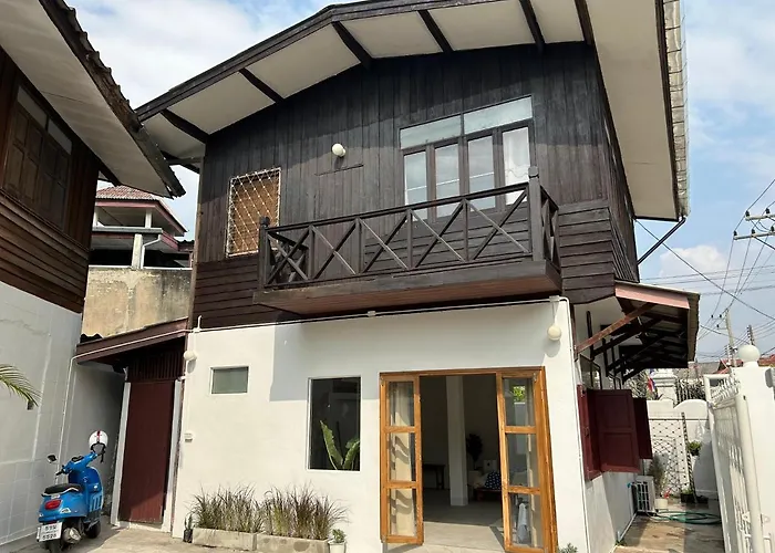 Cozy Villa In Chiangmai Old Town